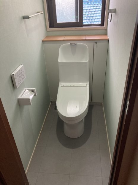 TOTO一体型トイレ施工例